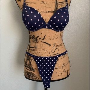 Never worn complete set